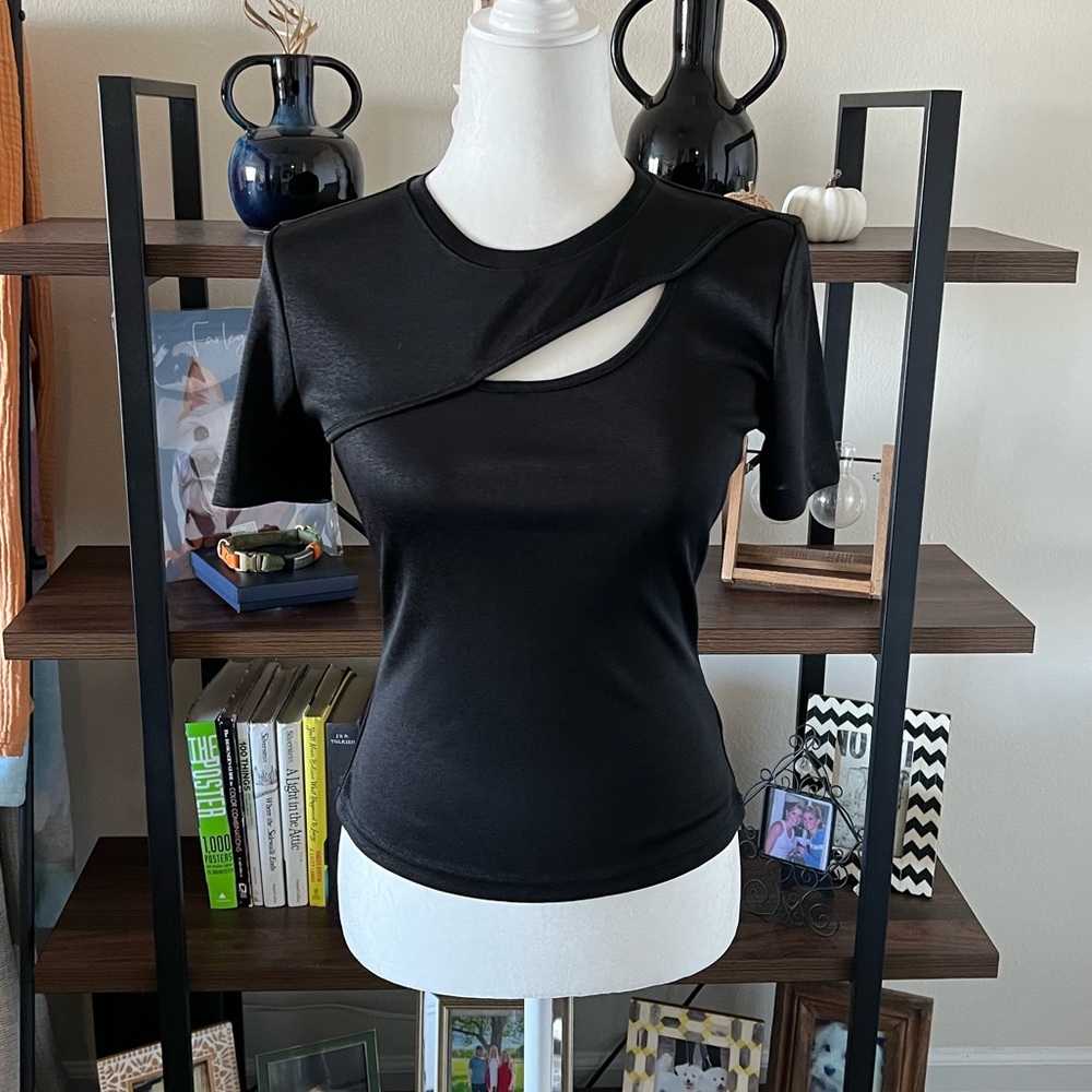 Urban Revivo Black Short Sleeve Cutout Top NWT